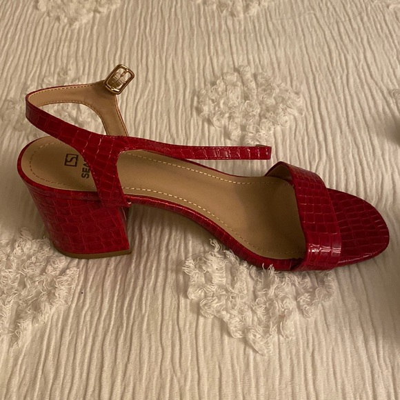 Seaside Shoes - Red sandals